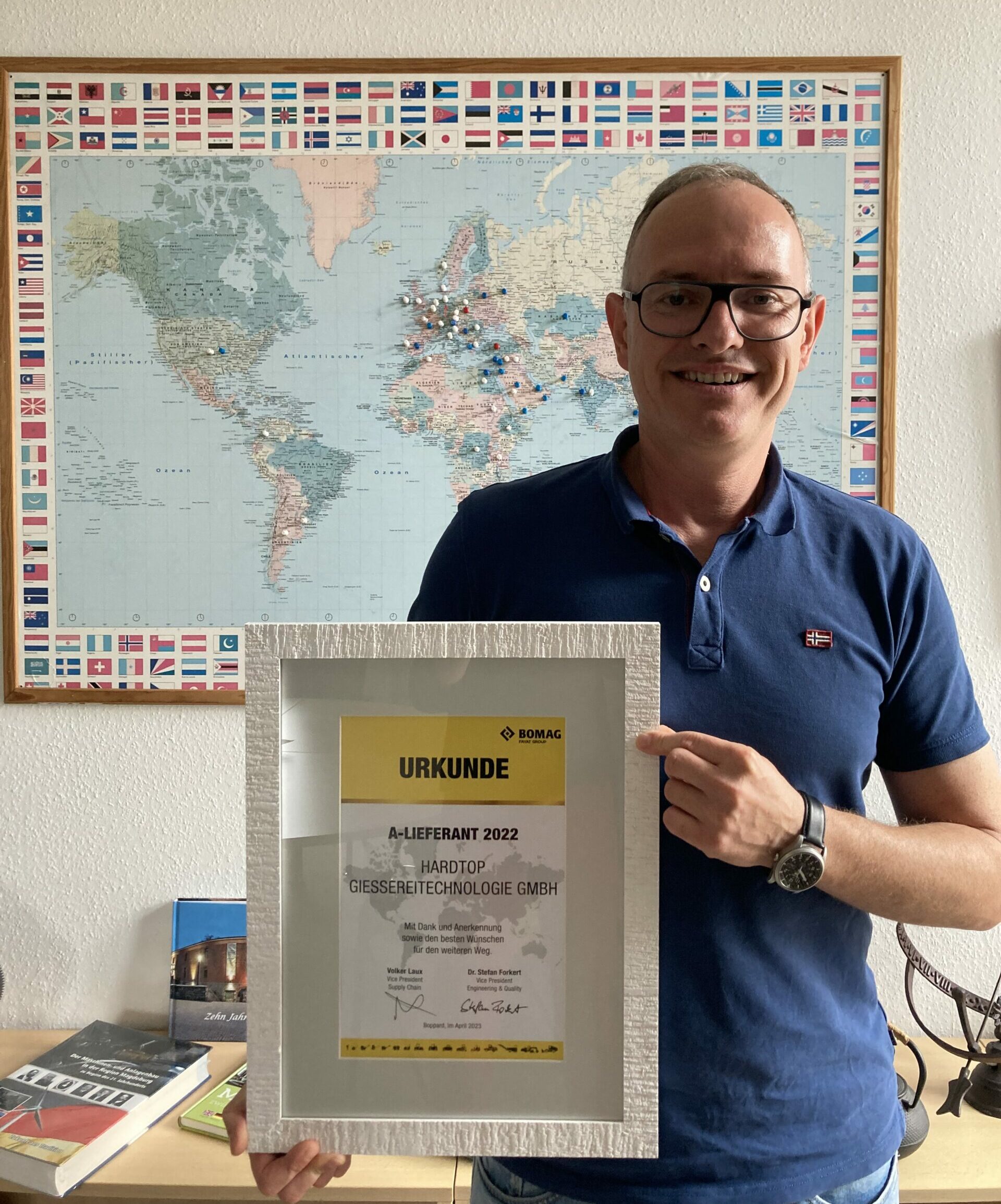 HARDTOP erhält erneut die Urkunde als A-Lieferant von BOMAG